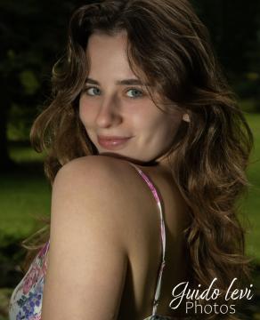 Model : Caterina