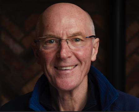 Photographer  R.telford